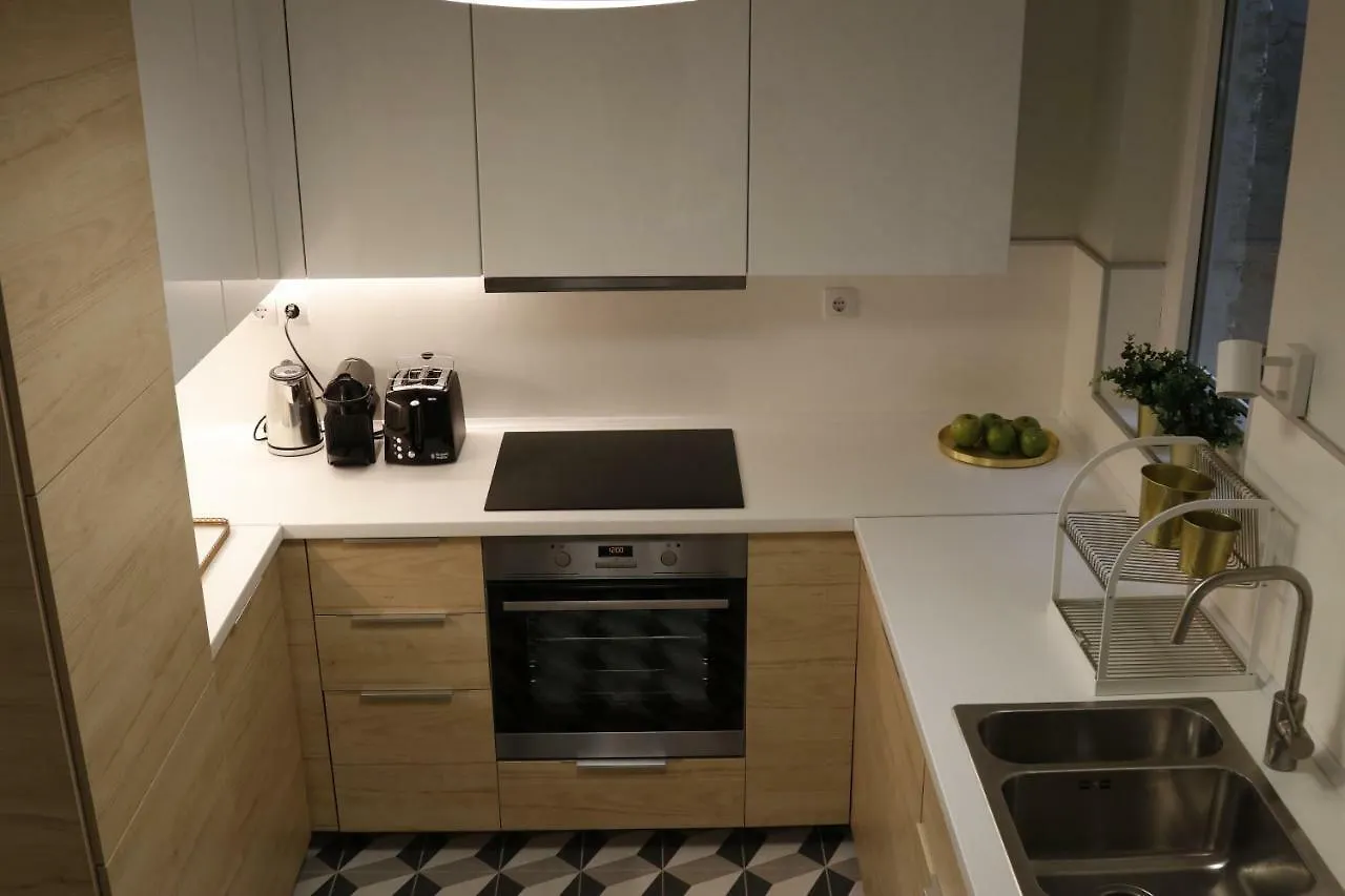 Deluxe Apt With 2 Bedrooms And Ac Budapest